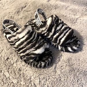 Ugg fluff yea slides